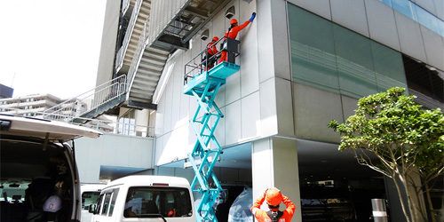 外壁クリーニング作業風景1