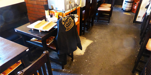 石材再生クリーニング作業風景1